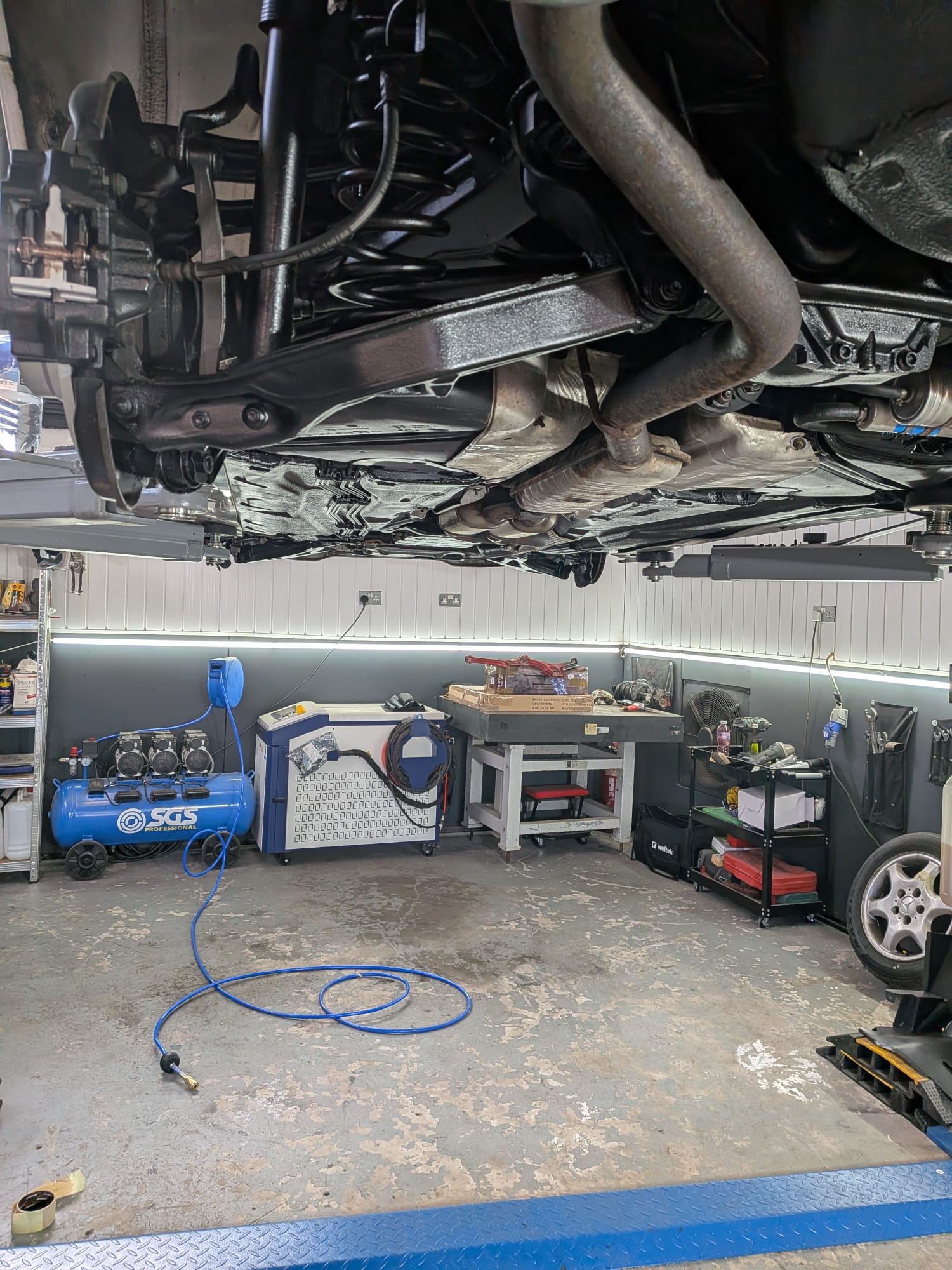 Elite Dry Ice Blasting workshop