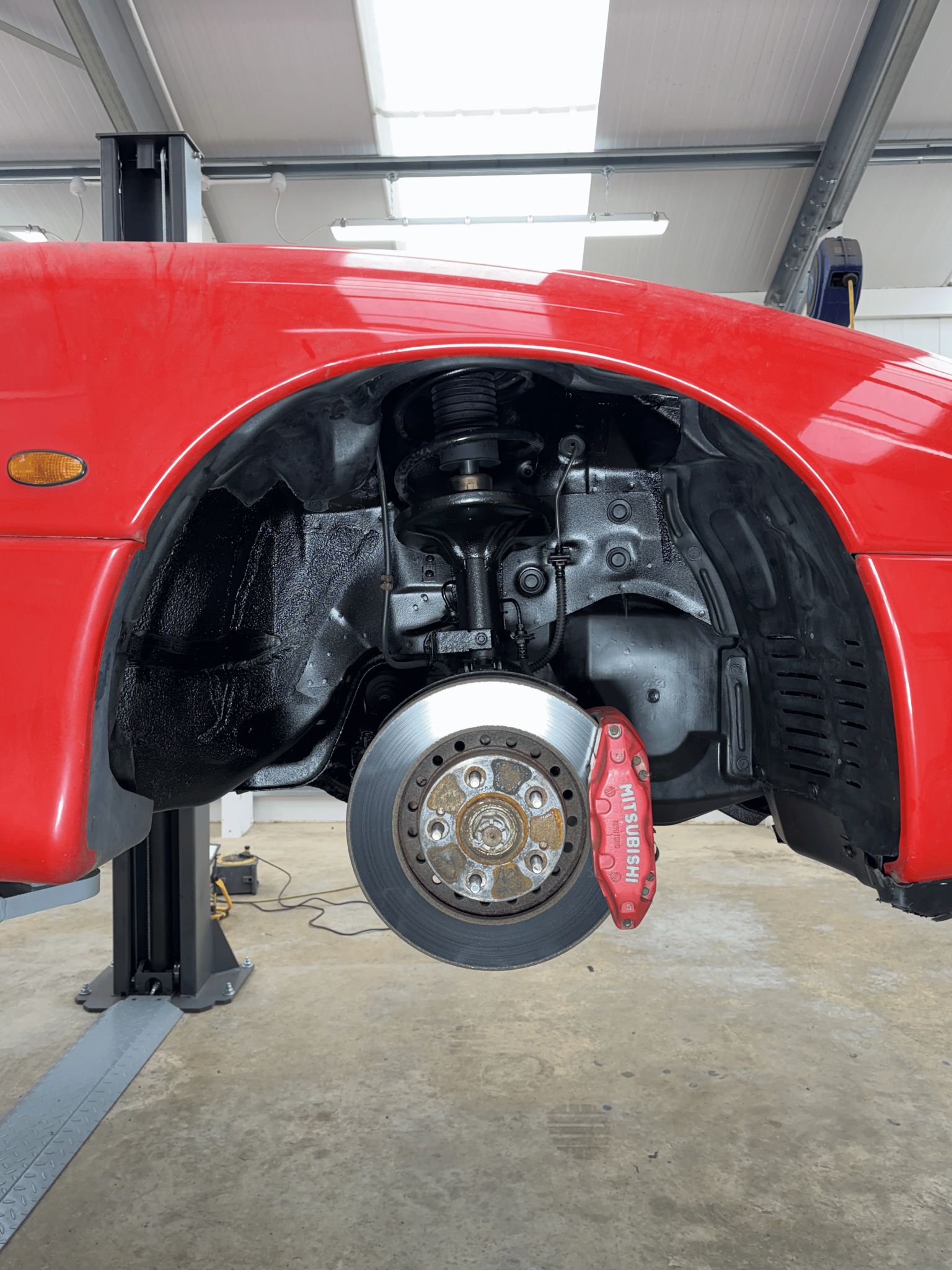 Wheel arch cleaning